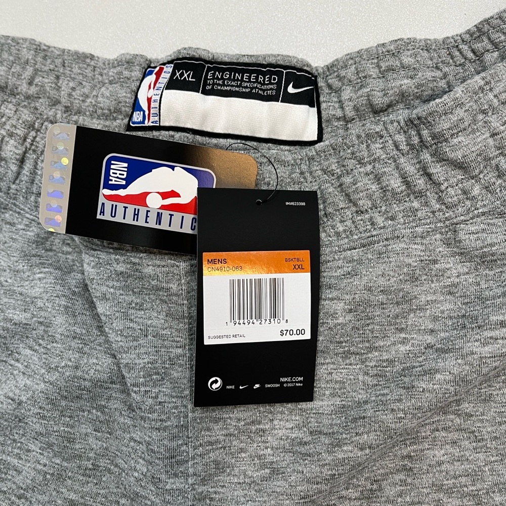 Nike NBA Portland Trailblazers Practice Shorts - Picture 4 of 5